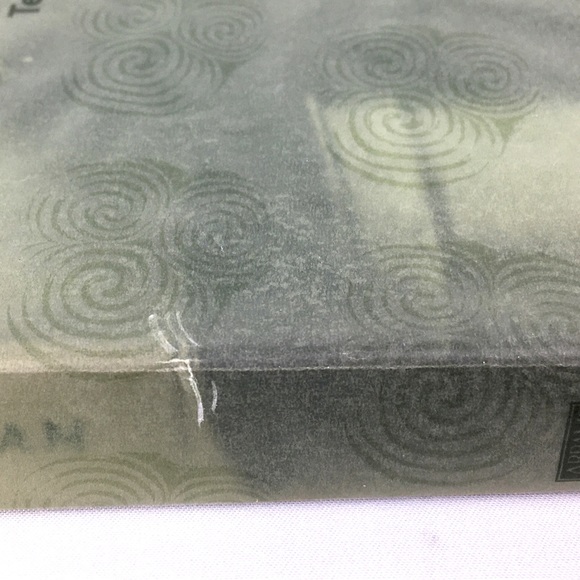 Ireland Ever: The Photographs Of Jill Freedman Hardcover Coffee Table Book - Picture 9 of 10